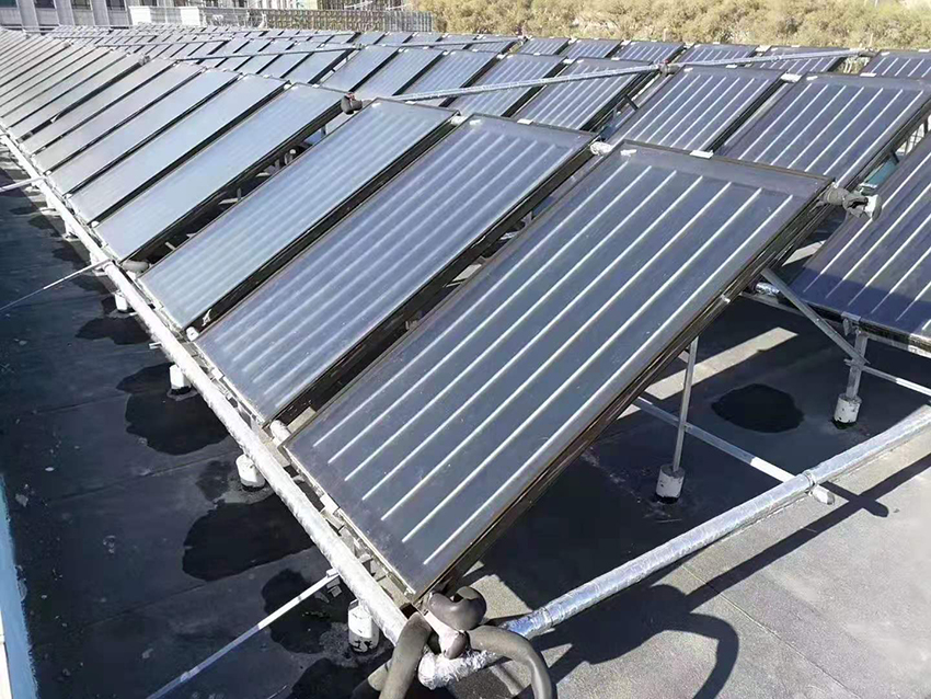  新疆太阳能厂家说说太阳能锅炉优点